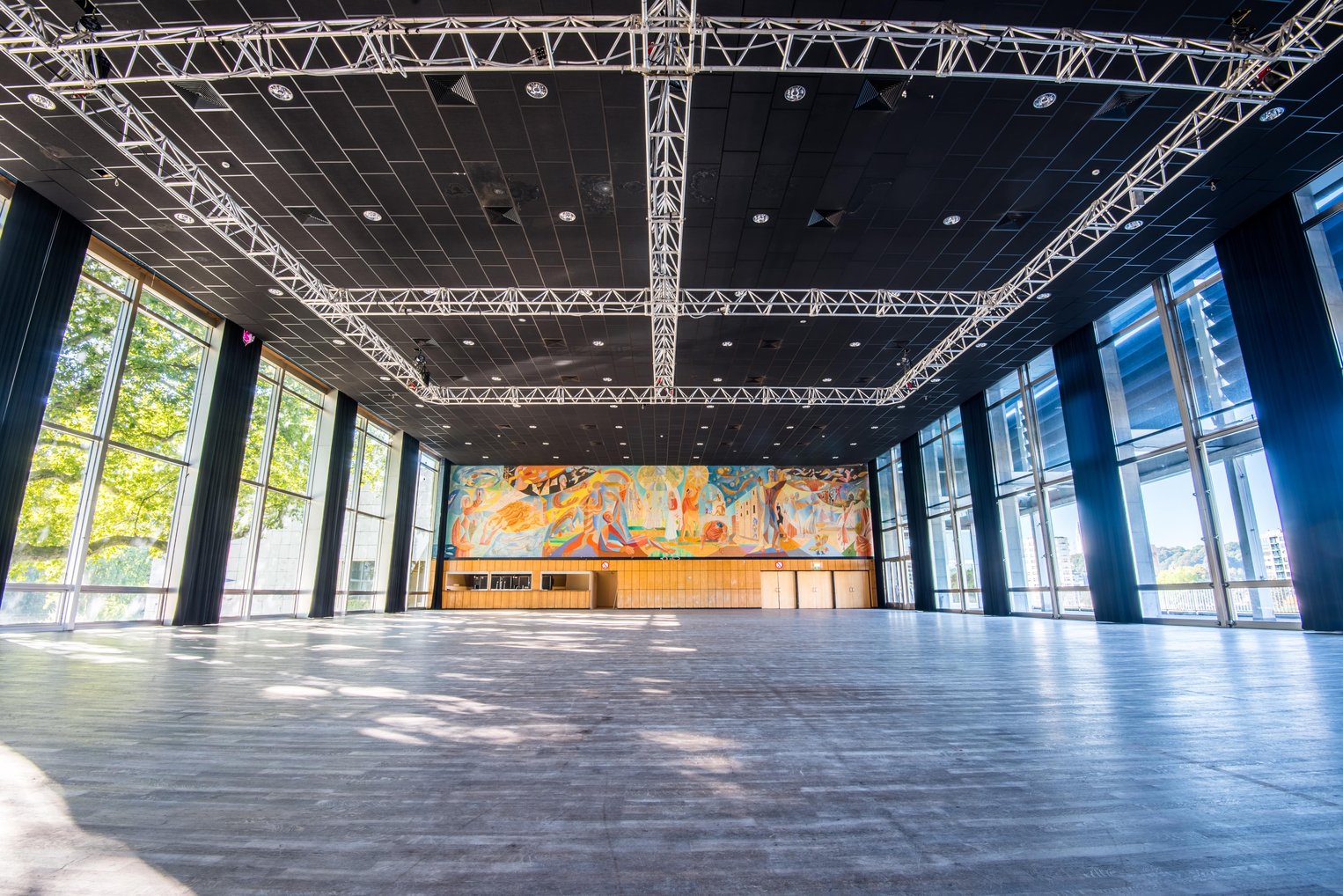Salle des Fêtes ballroom - Front View